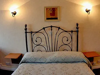The Town & Country 3*