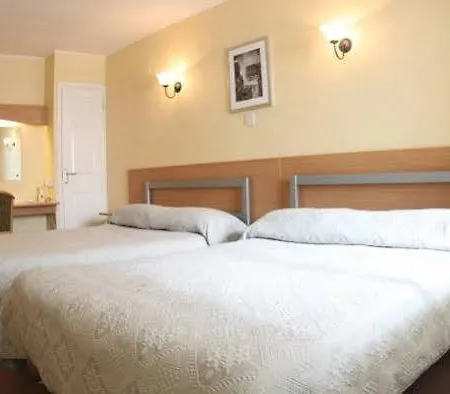 Casa de hóspedes The Town & Country Dundry